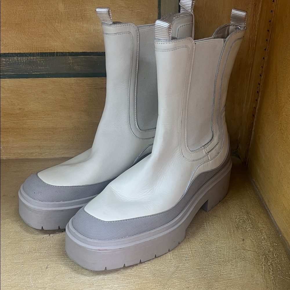 Sam Edelman Cream and Gray Platform Chelsea Boots